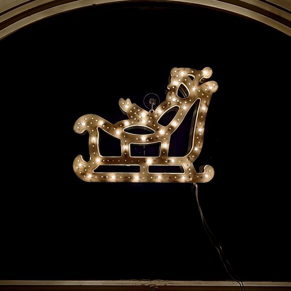 Vintage Christmas Lights - Santa and Sleigh Silhouette - Retro Christmast - Picture 3 of 8